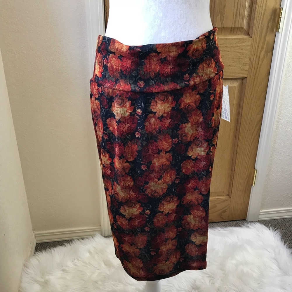 Large Cassie Skirt - Pencil Skirt - LulaRoe Brand